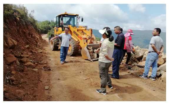 新平督查磨盘山森林防火通道提升改造工程.jpg 新平督查磨盘山森林防火通道提升改造工程.jpg
