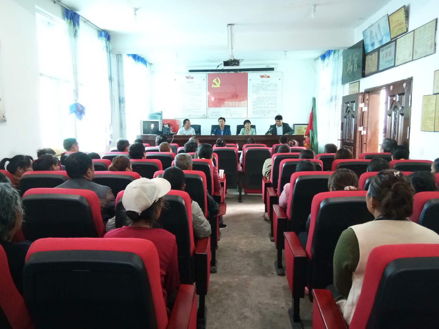 46图片1.jpg 46图片1.jpg