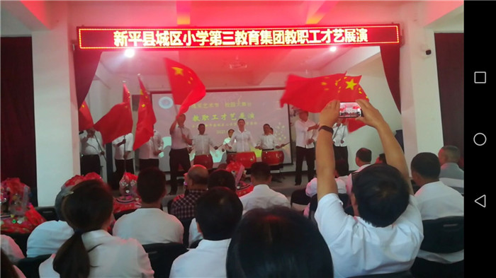 7f8b5e6aab98f5bf_副本.jpg