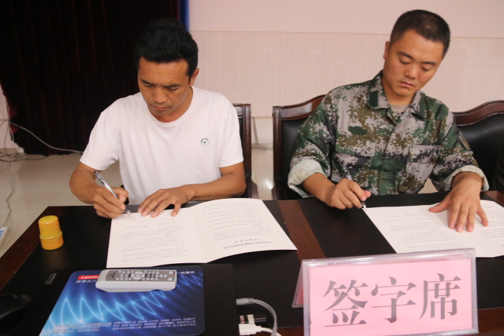 IMG_1352.JPG IMG_1352.JPG