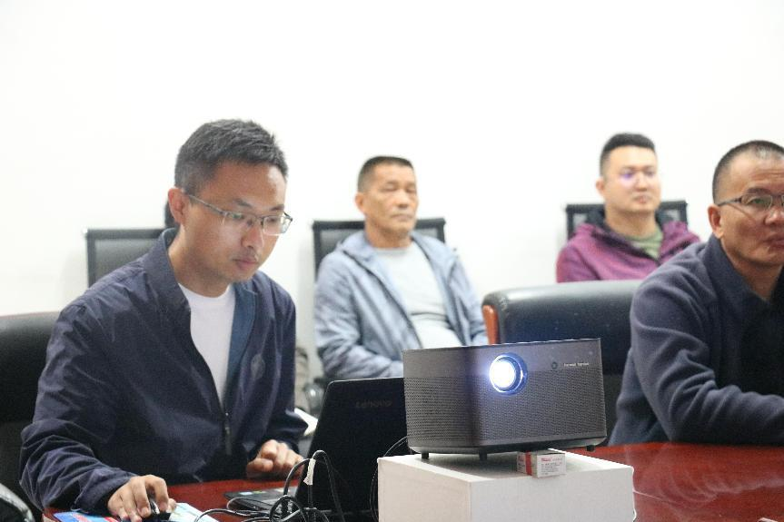 者竜乡召开人大主席团审议《者竜乡集镇总体规划》局部规划调整工作会 图片2.png 者竜乡召开人大主席团审议《者竜乡集镇总体规划》局部规划调整工作会 图片2.png