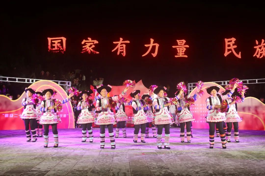建兴乡举办“喜迎二十大 永远跟党走 奋进新征程”首届广场舞大赛1.jpg 建兴乡举办“喜迎二十大 永远跟党走 奋进新征程”首届广场舞大赛1.jpg