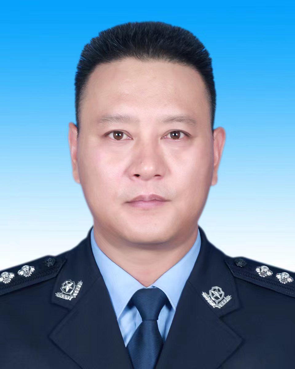 赵永波证件照.jpg