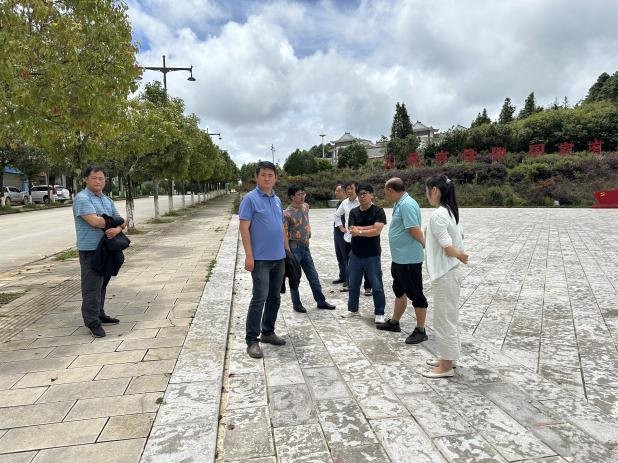建兴：县自然资源局调研组到建兴开展集镇土地开发利用前期工作1.png