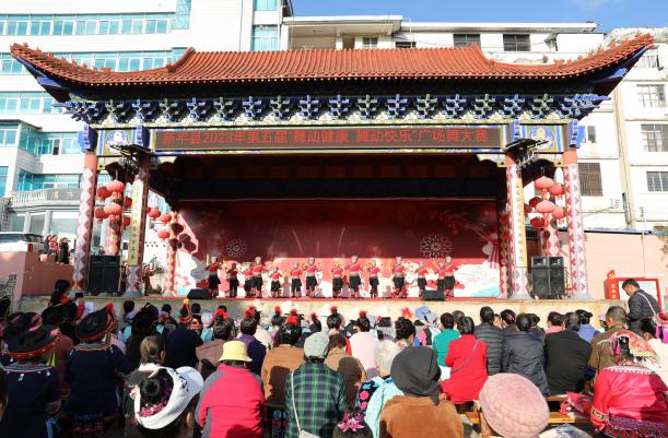 新平文旅11903.jpg 新平文旅11903.jpg