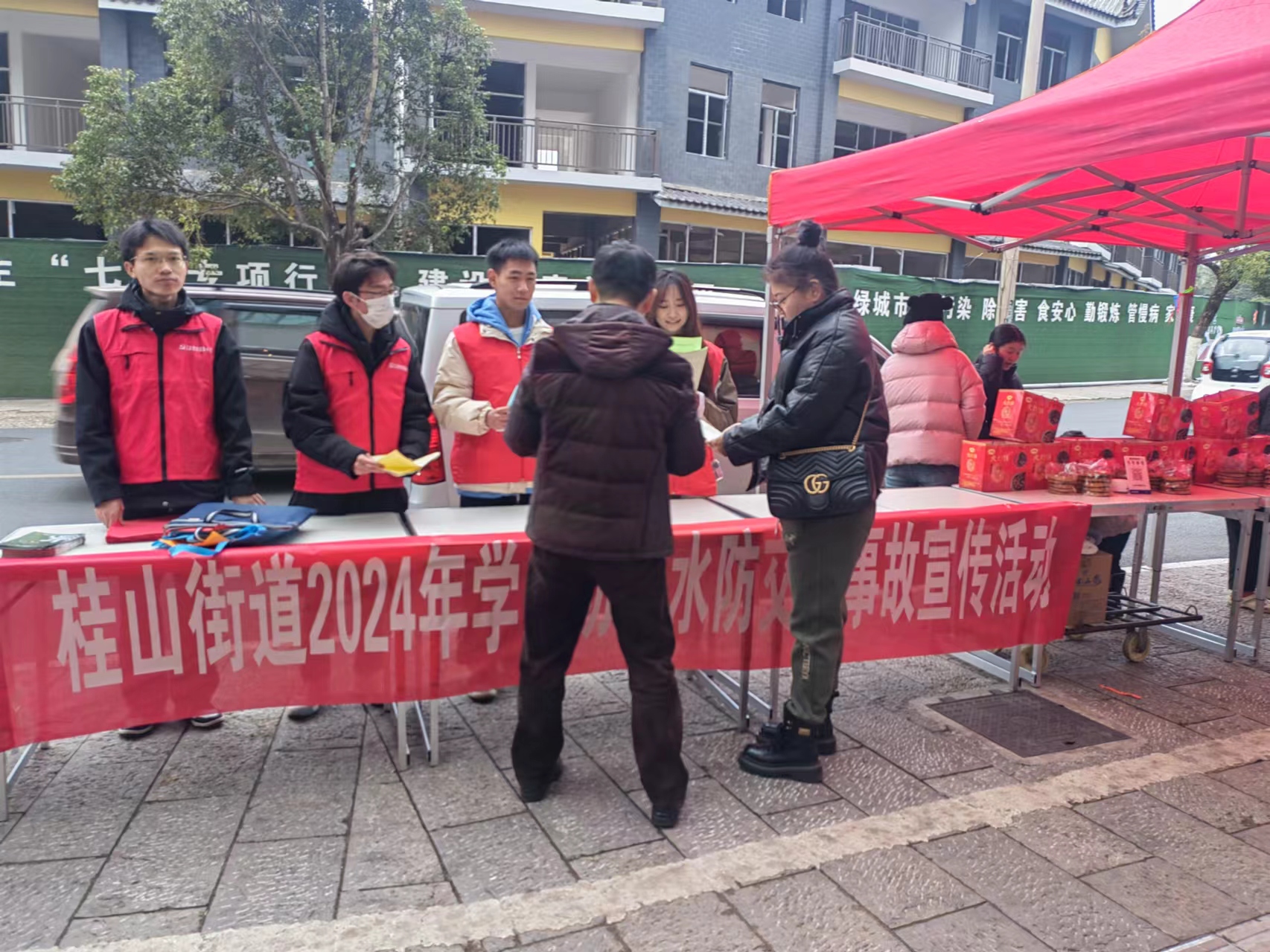 abbf700ee6c400f3e86eae94c817a9f.jpg