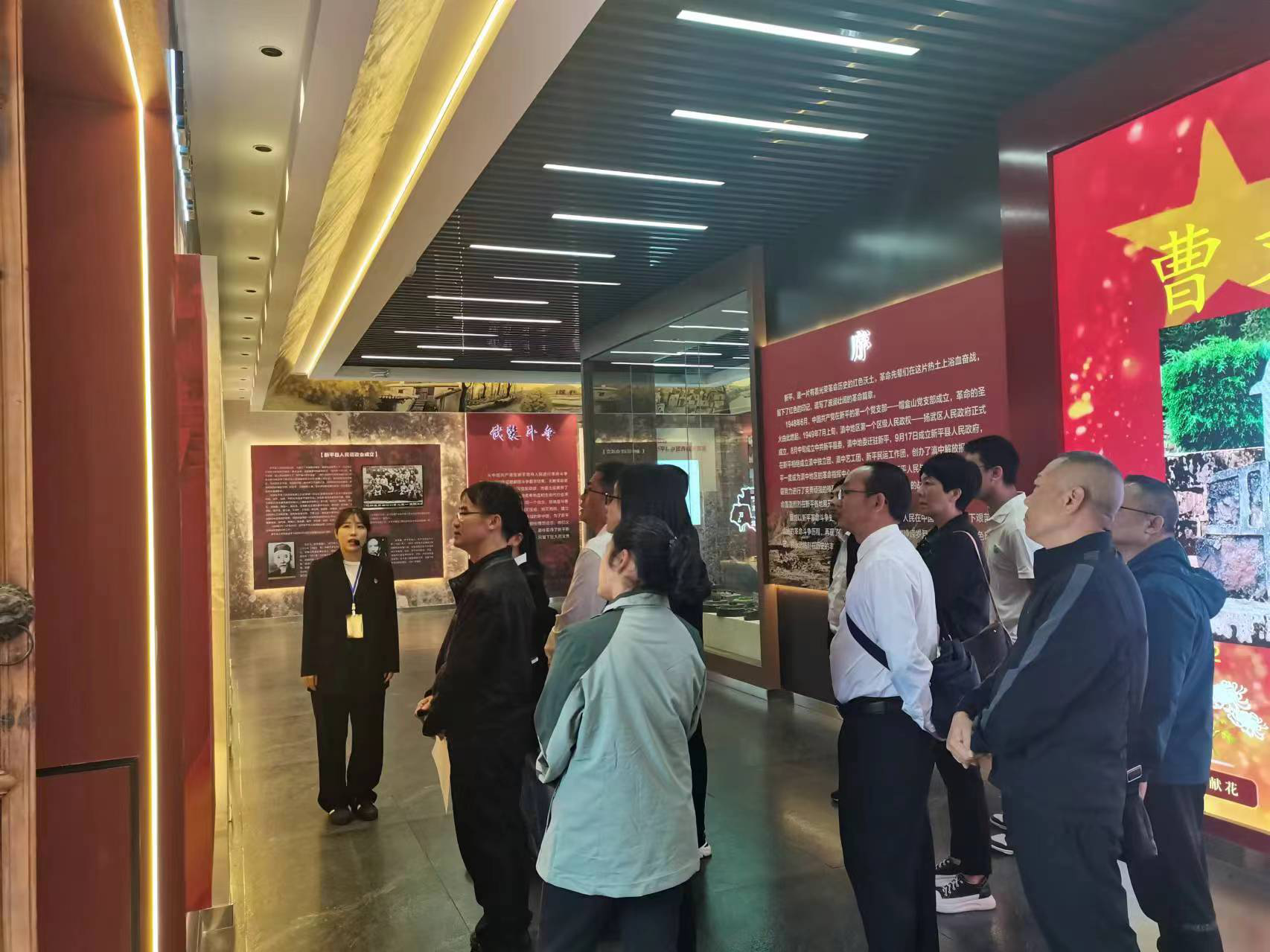图片25 开展“铭记先烈志 奋进新工信”主题教育活动 2.png