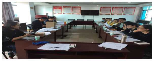 新平县医疗保险管理局召开村卫生室安装IC卡.jpg 新平县医疗保险管理局召开村卫生室安装IC卡.jpg