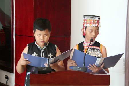 学生代表发言.jpg