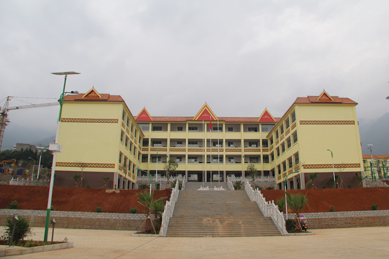 戛洒小学2 (1)_副本.jpg 戛洒小学2 (1)_副本.jpg