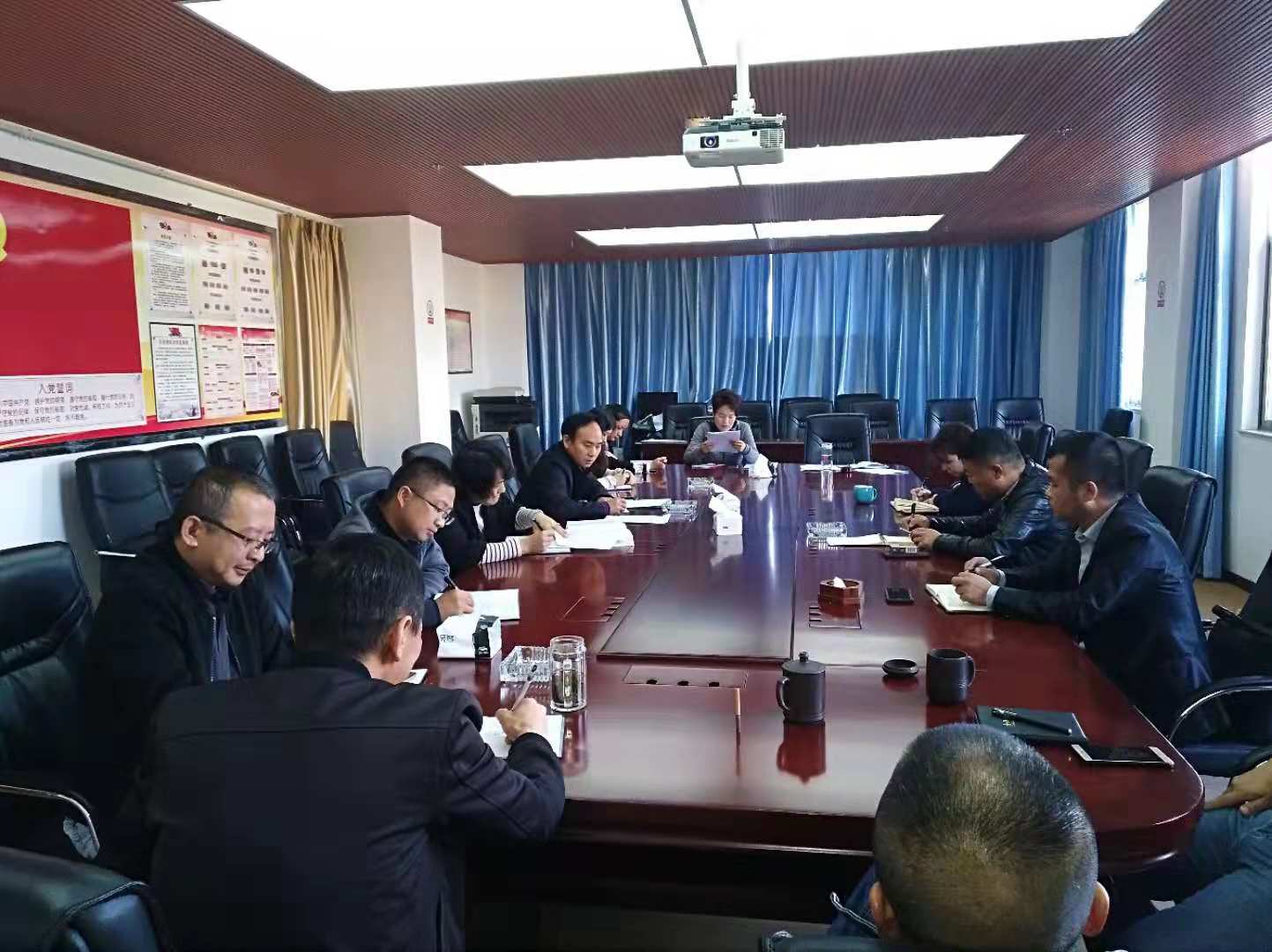 20181119先进事迹学习.jpg