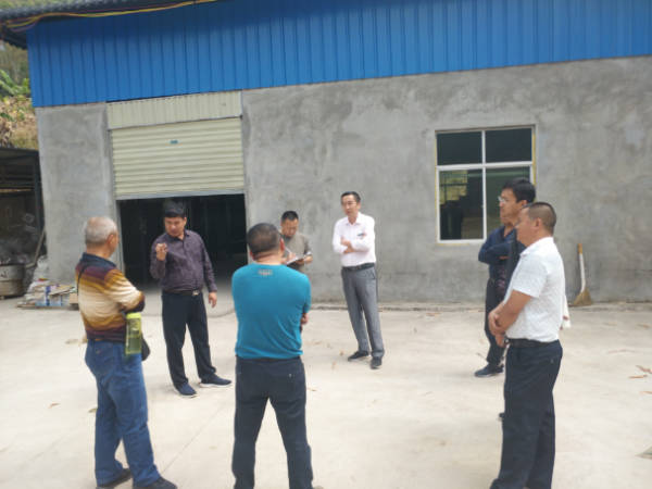 人大2.jpg 人大2.jpg