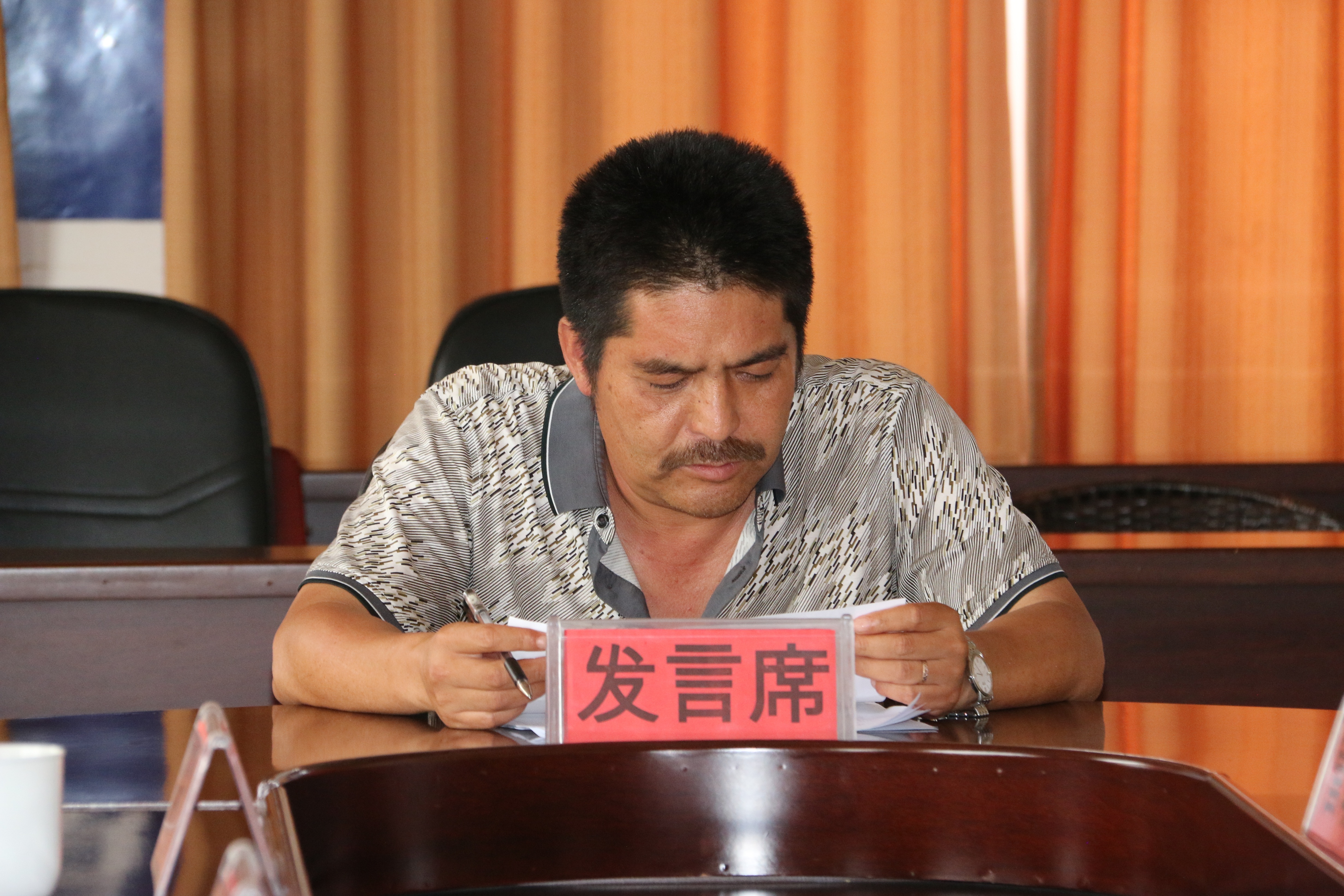 IMG_4667 0.jpg IMG_4667 0.jpg