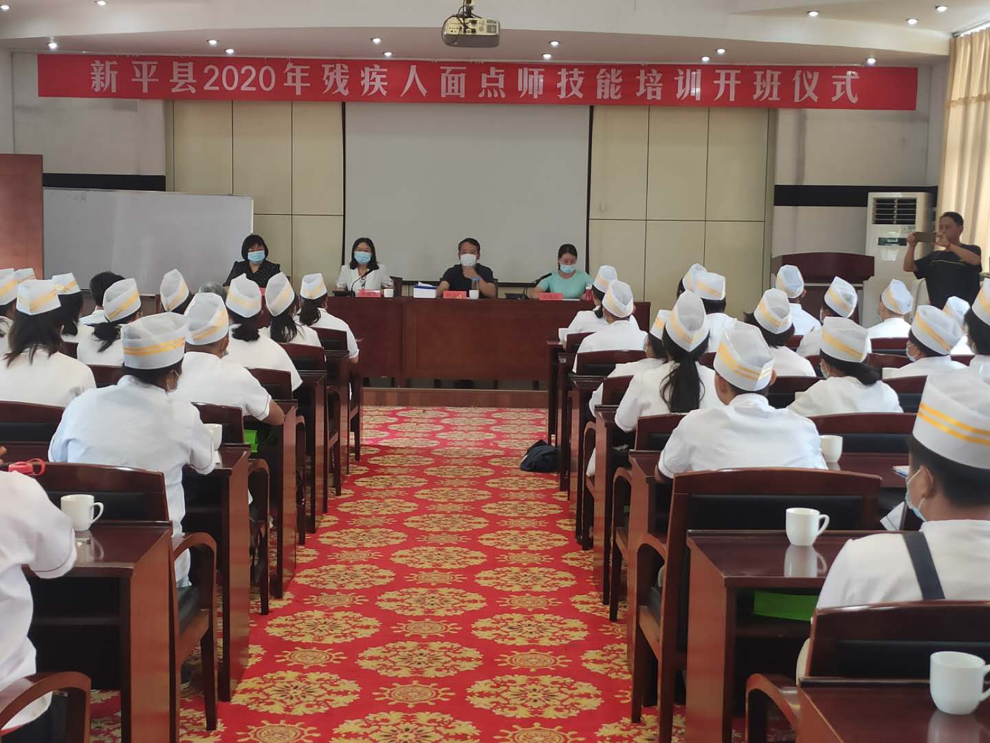 桂山街道面点师技能培训班开班啦.jpg
