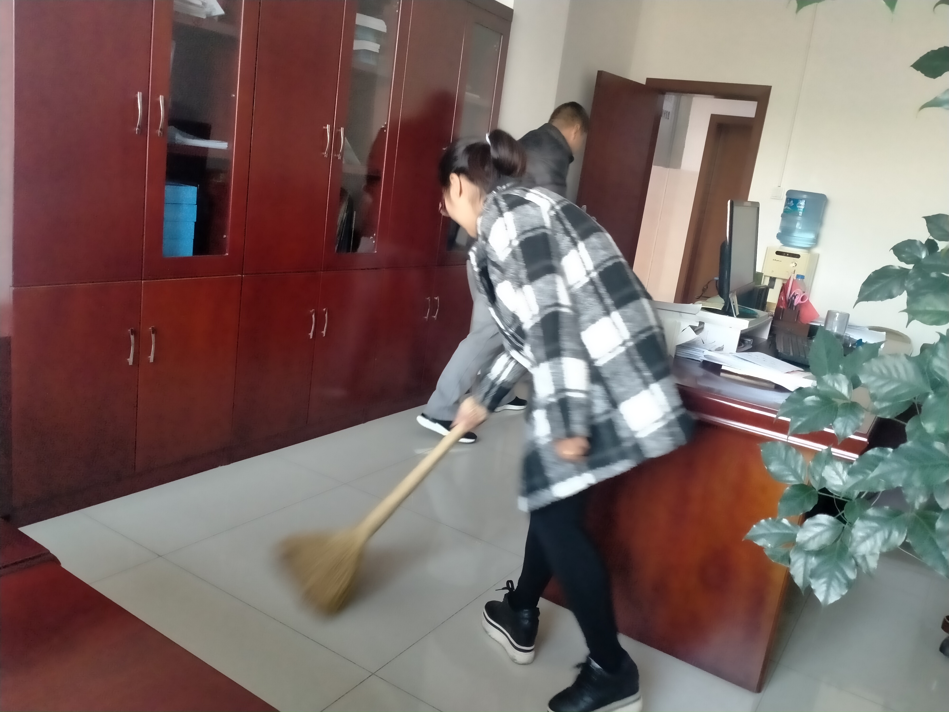 b91d1aed76a5b7d652871c8275806ce.jpg