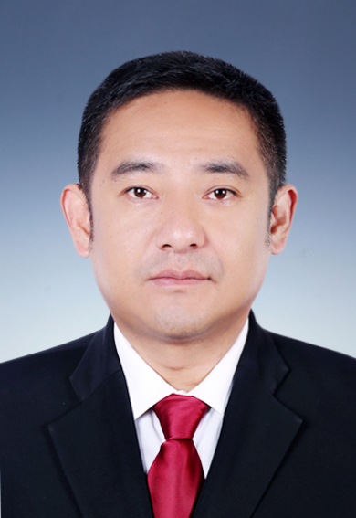 李颖.jpg