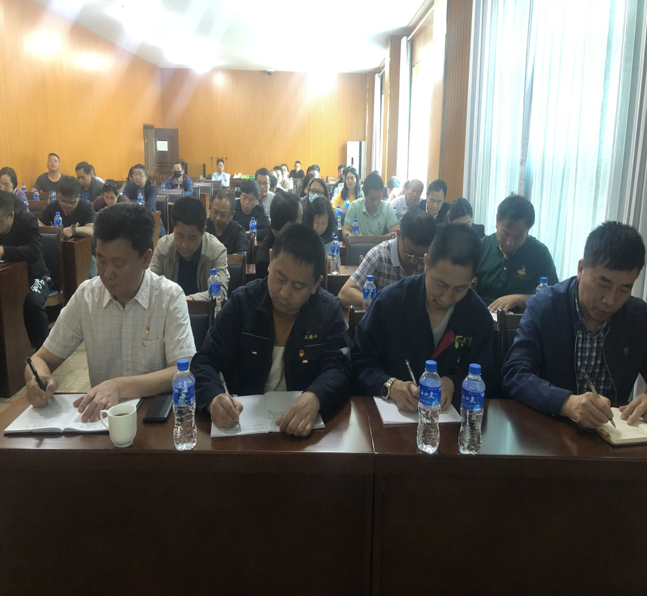 图片3.png 图片3.png