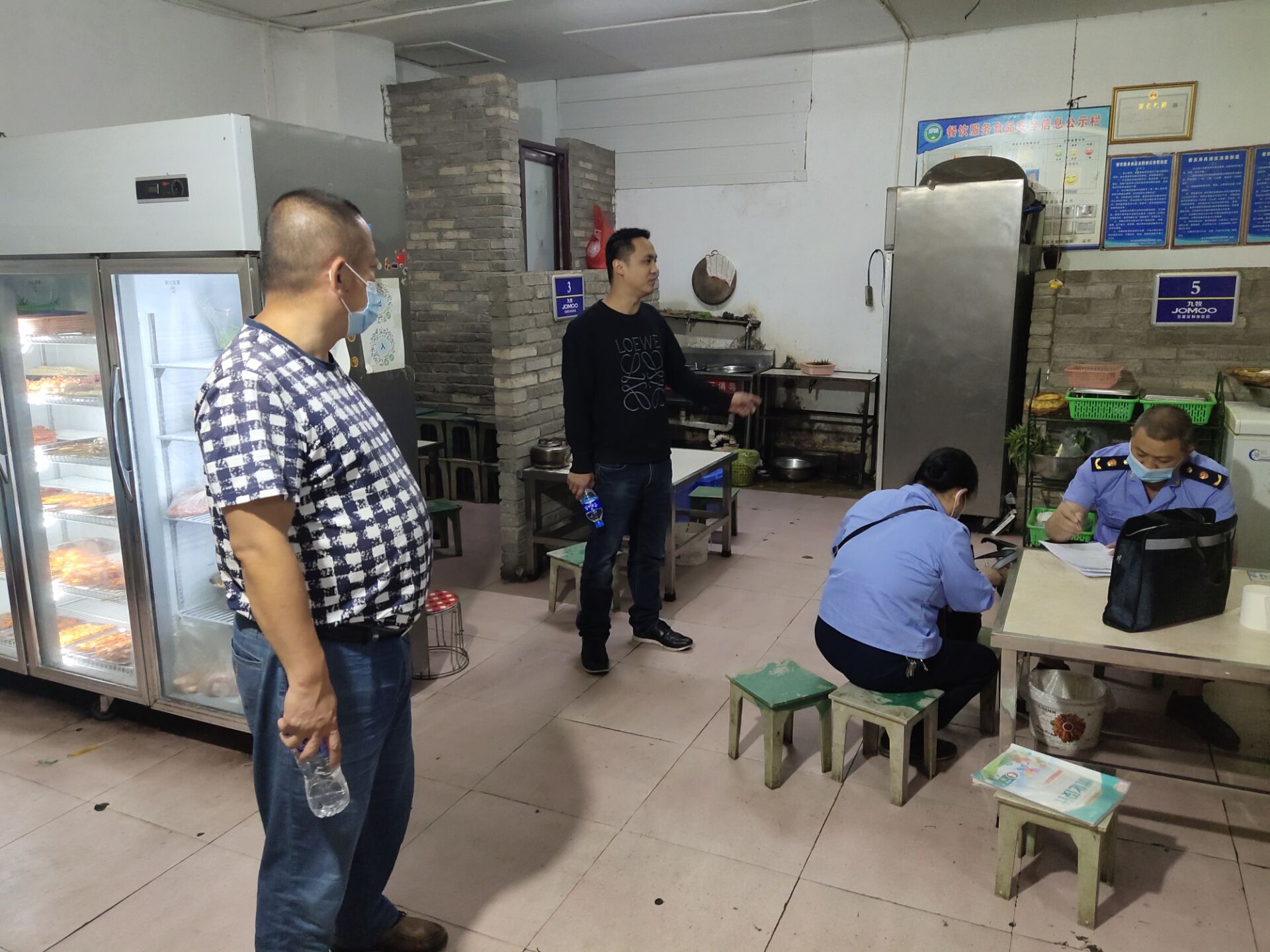 A2BD773D087AD9C42F208DC31119BA0F.jpg