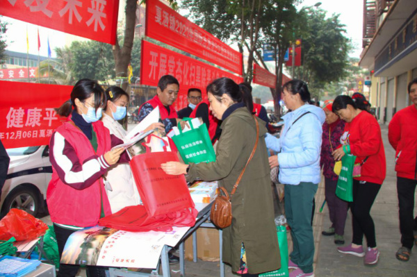 图片18.jpg 图片18.jpg