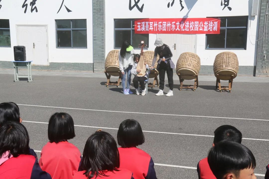 建兴：竹乐文化进校园 民族艺术润心田4.jpg