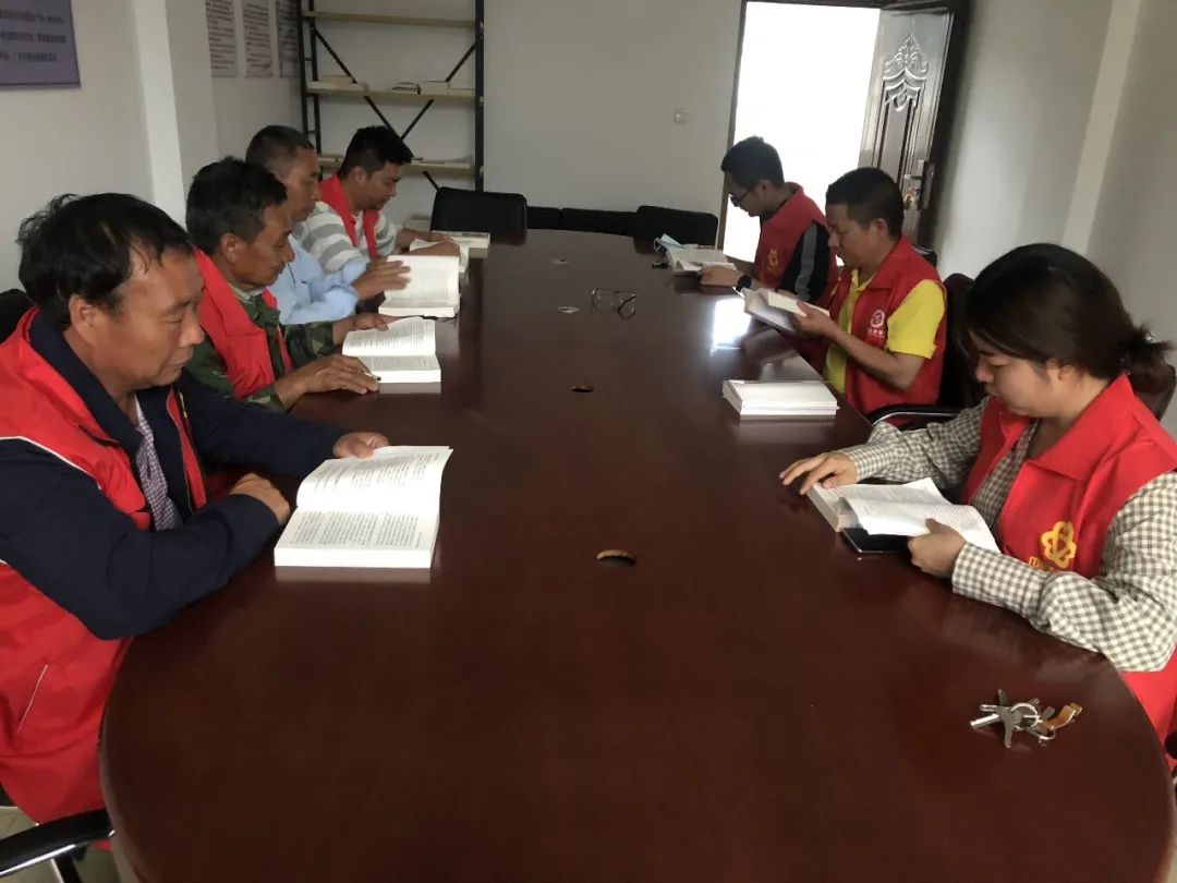 建兴乡开展“哀牢水乡 书香建兴”全民阅读系列活动1.jpg