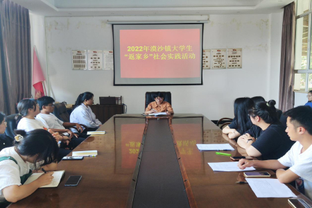 大学生.jpg 大学生.jpg
