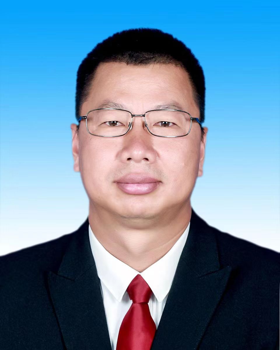 鲁为富.jpg