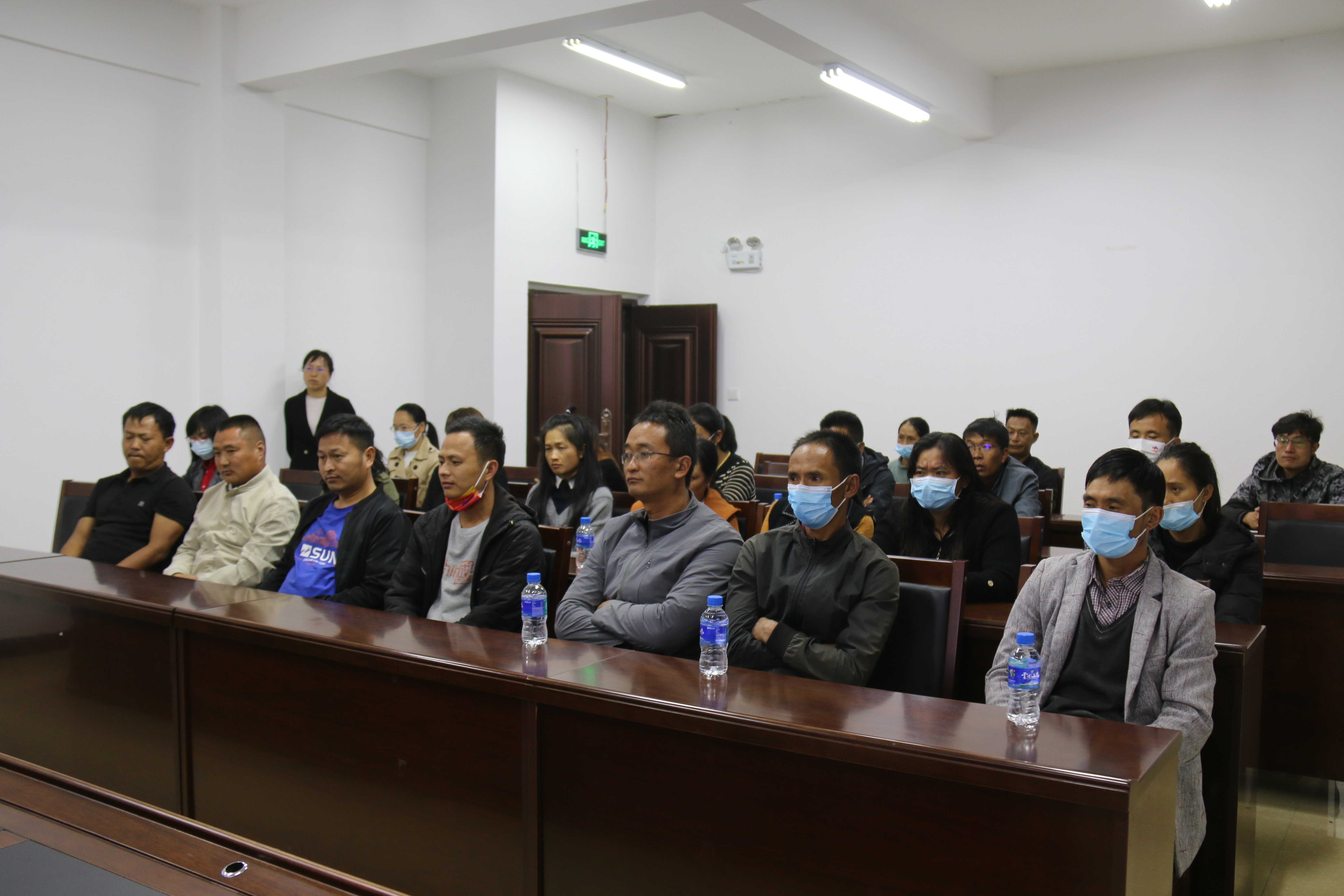 建兴乡家长学校正式开班2.jpg 建兴乡家长学校正式开班2.jpg