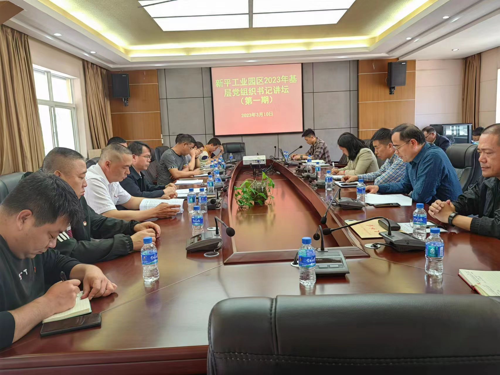图片2.png 图片2.png