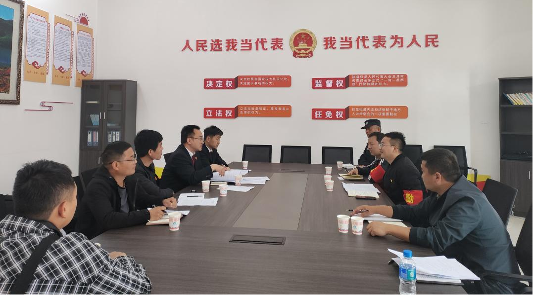 县级专项普法工作队到建兴乡调研指导1.png 县级专项普法工作队到建兴乡调研指导1.png