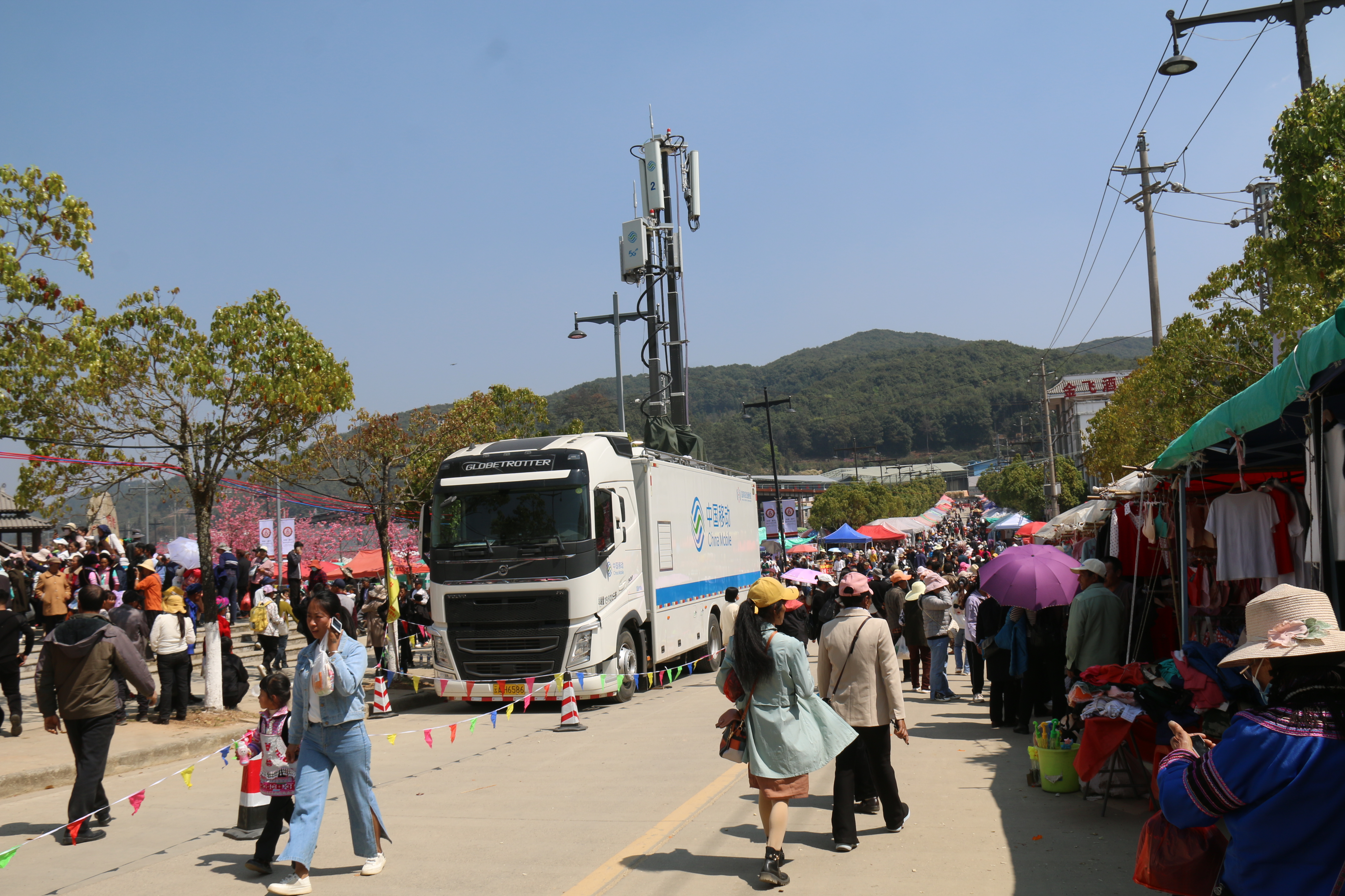 建兴:志愿服务保障“后方” 葫芦笙文化艺术节旅游火热11.JPG 建兴:志愿服务保障“后方” 葫芦笙文化艺术节旅游火热11.JPG
