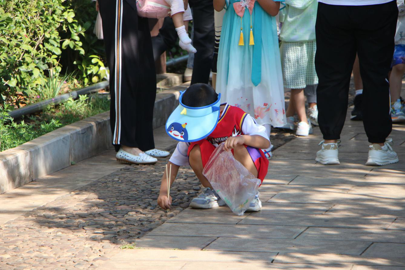 童心护绿 认识你身边的花花草草3.png 童心护绿 认识你身边的花花草草3.png