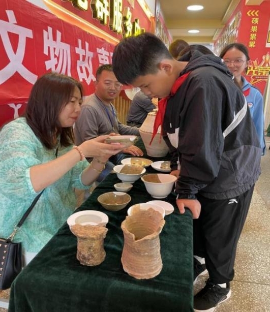 新平文旅05502.jpg 新平文旅05502.jpg