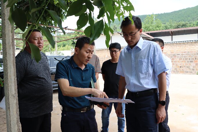 程坤到古城街道调研耕地流出恢复整改工作1.JPG 程坤到古城街道调研耕地流出恢复整改工作1.JPG