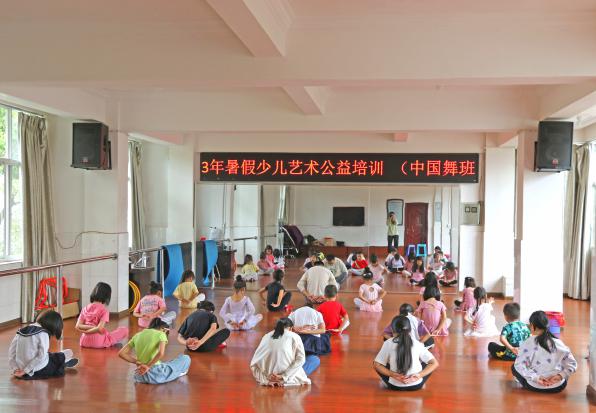 新平文旅07503.jpg 新平文旅07503.jpg