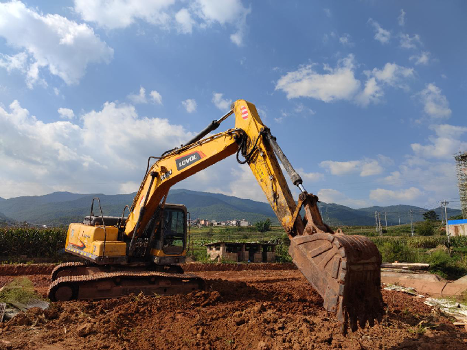 纳溪社区:严守耕地保护红线 扎实推进耕地流出整改3.png 纳溪社区:严守耕地保护红线 扎实推进耕地流出整改3.png