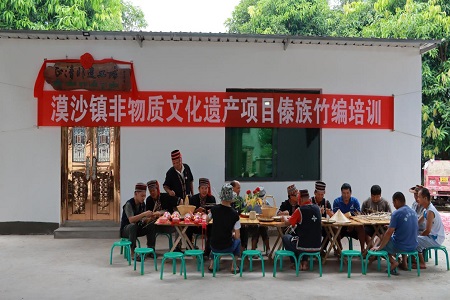 图片28.jpg 图片28.jpg