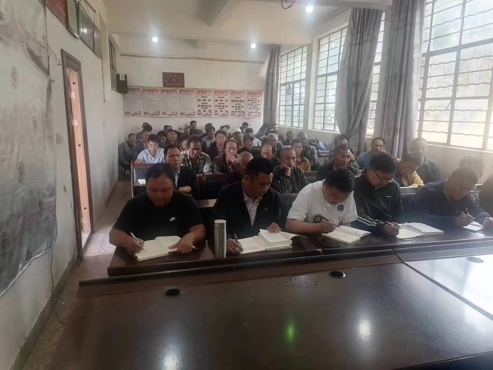 建兴：磨味村开展党的二十大精神宣讲活动1.png