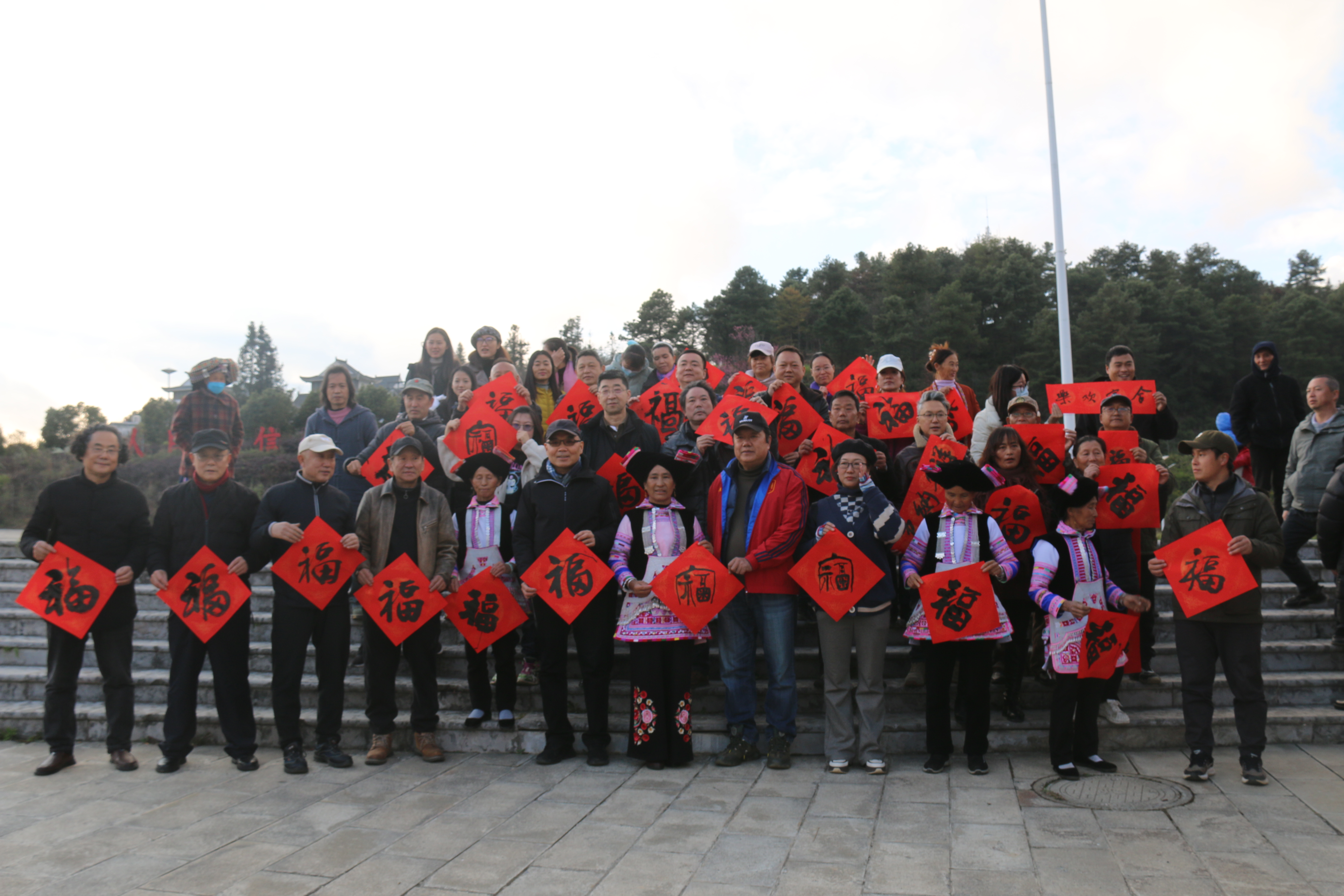 笔墨迎新春 春联送祝福丨建兴乡举办“我们的节日——春节”全国画家书赠春联活动3.jpg