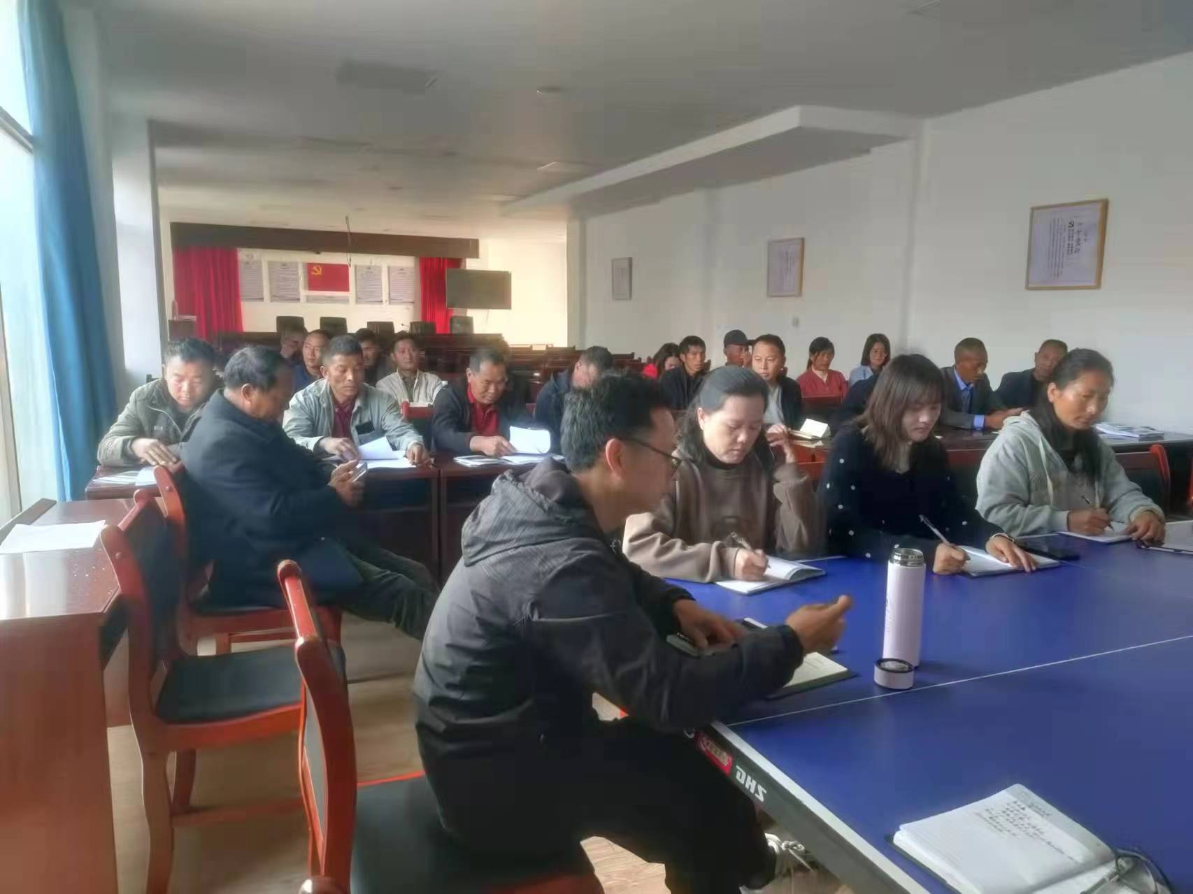 建兴乡马鹿社区组织召开森林草原防灭火工作会2.png 建兴乡马鹿社区组织召开森林草原防灭火工作会2.png