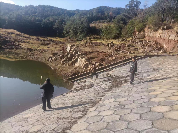 强化督查 筑牢防溺水“安全堤线”2.png