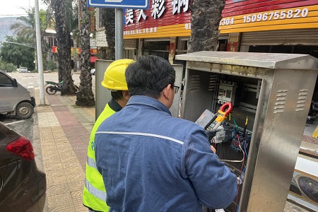 图片81.jpg 图片81.jpg