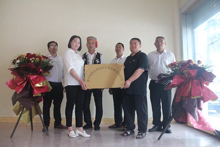 图片12.jpg 图片12.jpg