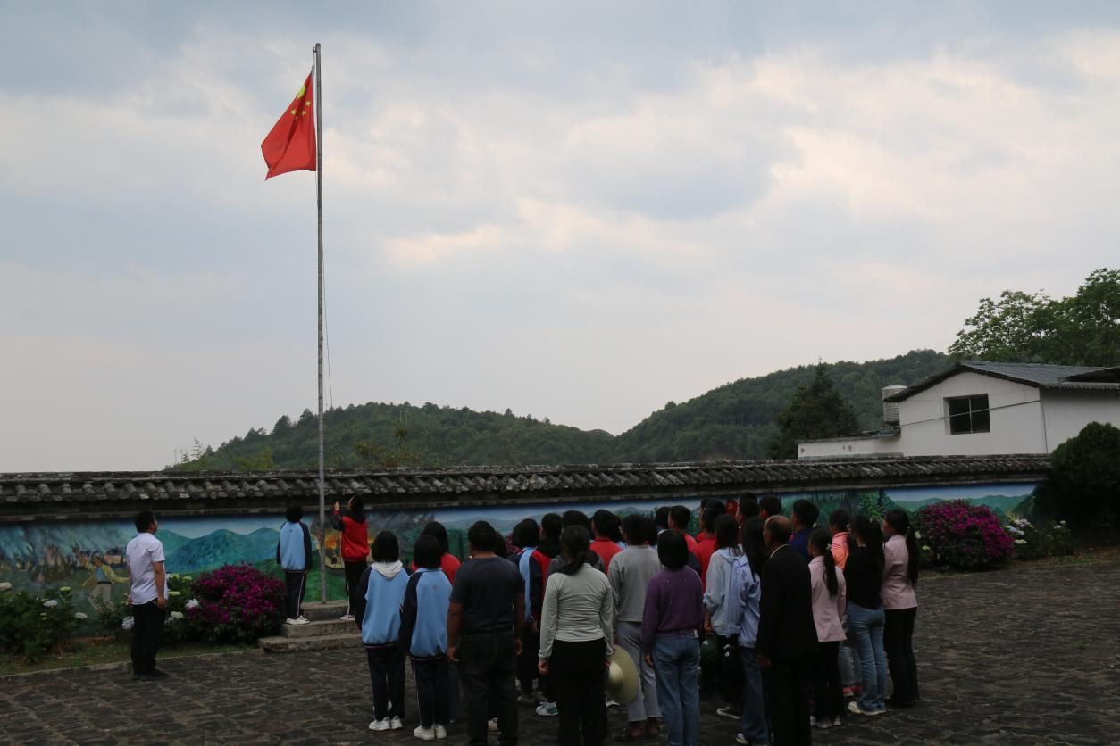建兴乡团委组织开展“五四”青年节系列活动3.png 建兴乡团委组织开展“五四”青年节系列活动3.png