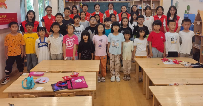 号召青年力量   畅享绿色生活1.png