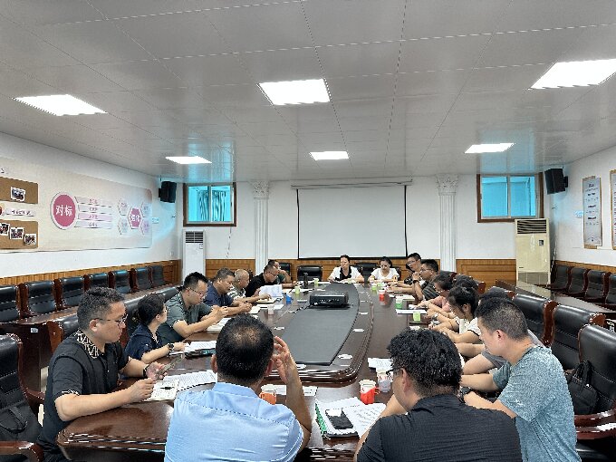 县人大到古城街道开展《云南省矛盾纠纷多元化解条例》执法检查1.jpg 县人大到古城街道开展《云南省矛盾纠纷多元化解条例》执法检查1.jpg