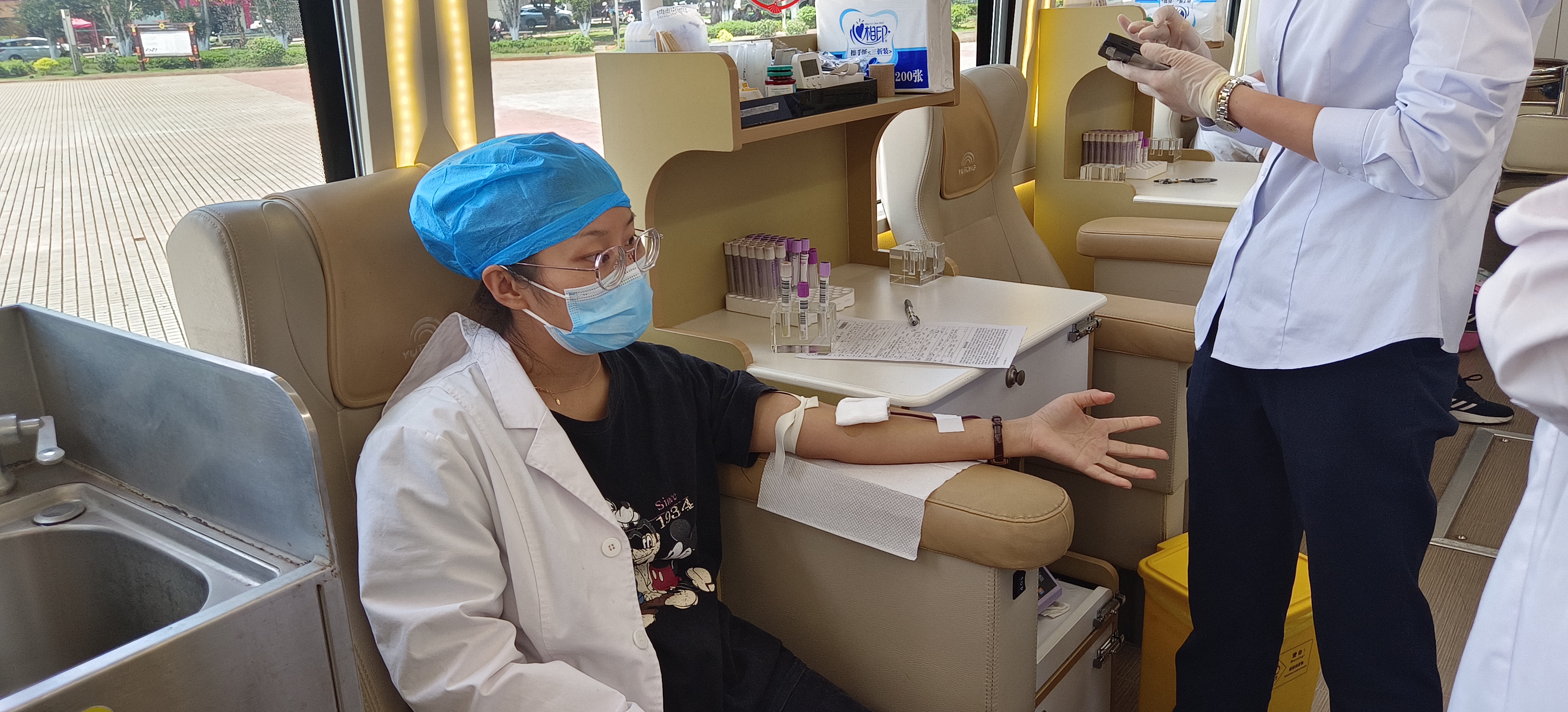 2传递爱心,为生命“加油” 扬武镇开展无偿献血公益活动 (1).jpg 2传递爱心,为生命“加油” 扬武镇开展无偿献血公益活动 (1).jpg