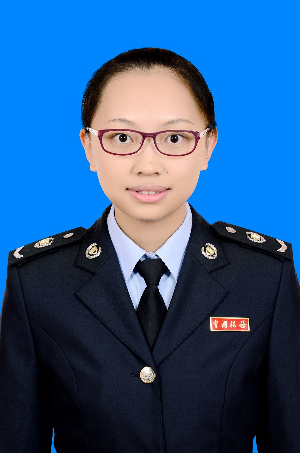 周雨律.jpg