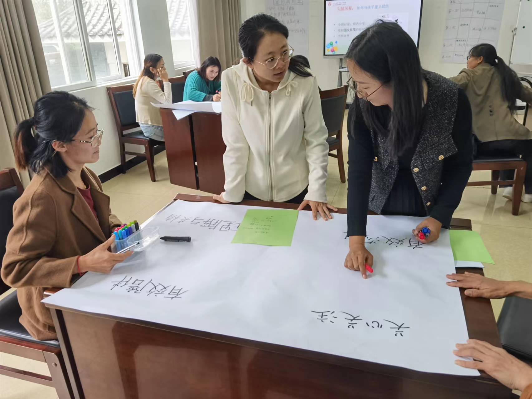 马鹿社区“三点发力”圆满完成“童·成长”父母支持计划培训工作4.jpg 马鹿社区“三点发力”圆满完成“童·成长”父母支持计划培训工作4.jpg