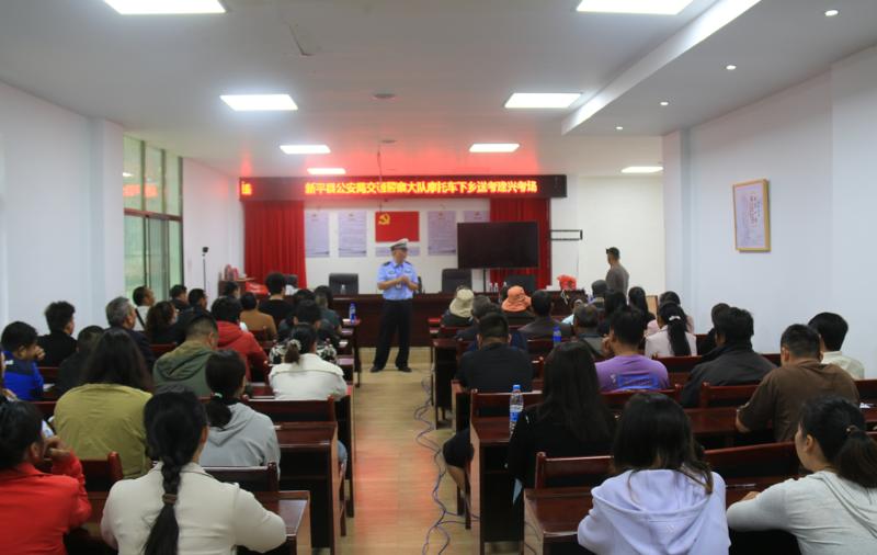 建兴:制度赋能,让驻村工作队员与村干部全面融合4.jpg 建兴:制度赋能,让驻村工作队员与村干部全面融合4.jpg